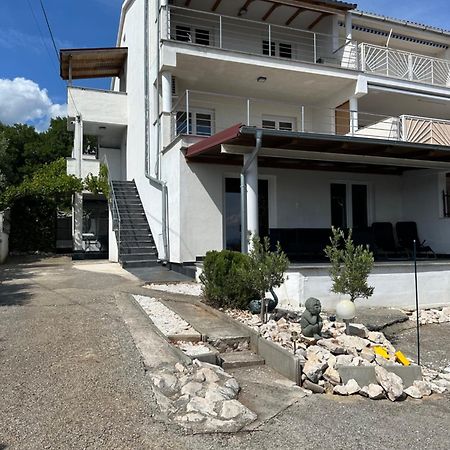 Apartments Novi Vinodolski - Povilska Exterior foto